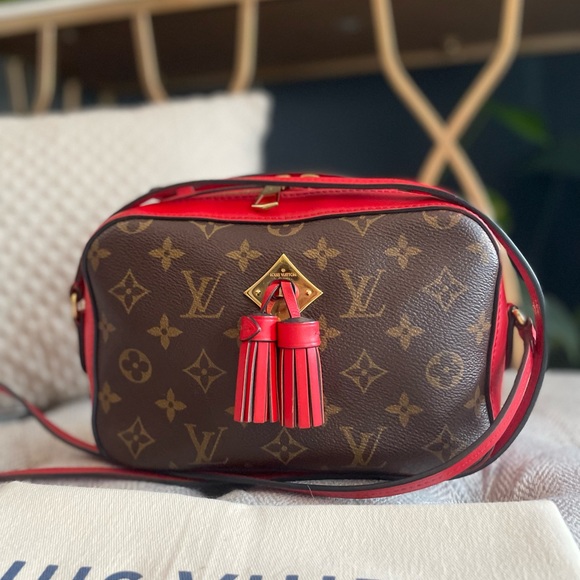 Louis Vuitton Handbags - Price is FIrM*Louis Vuitton Saintonge